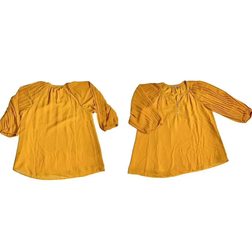 Bundle of 4‎ tops -Women’s Size Small Work Wear Casual Tops Skull Floral Print - Picture 9 of 14